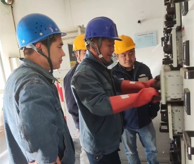 江苏省交通运输厅门户网站 图片新闻 淮安市杨庄船闸“陶鹏飞技能大师工作室”获评“江苏省交通运输行业技能大师工作室”